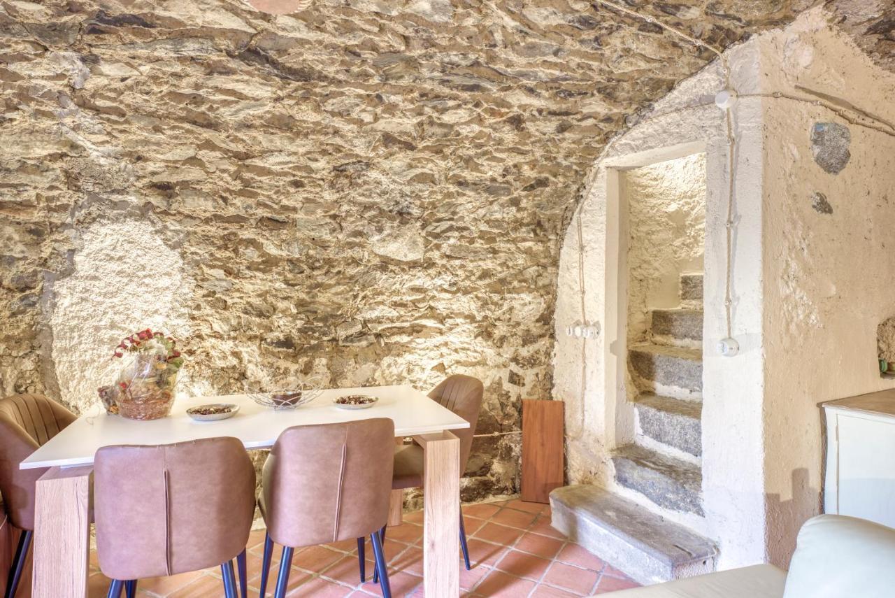 Maison Enchantee Capo di Ponte Exteriér fotografie