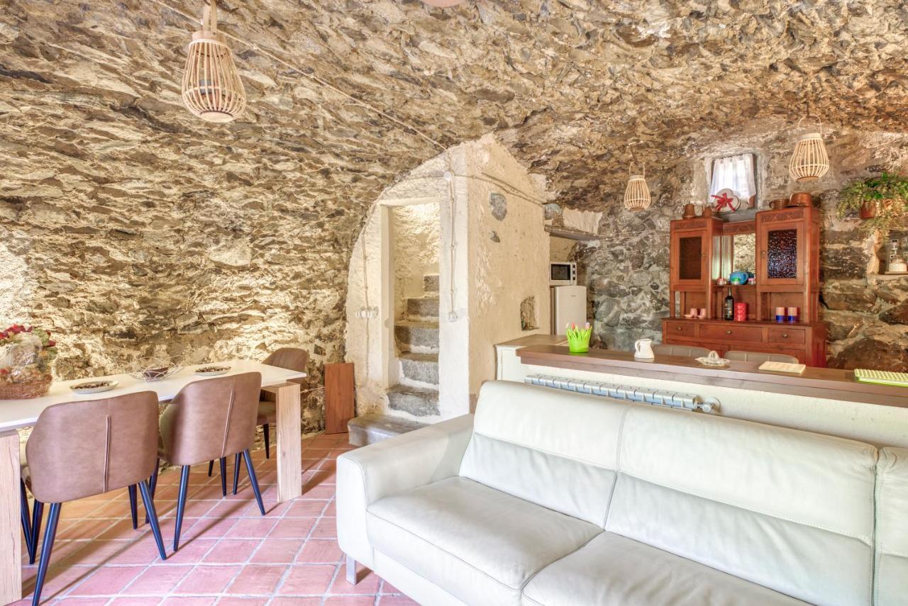 Maison Enchantee Capo di Ponte Exteriér fotografie