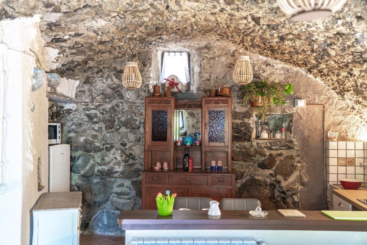 Maison Enchantee Capo di Ponte Exteriér fotografie